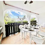 Esmeralda Fontnova Apartment
