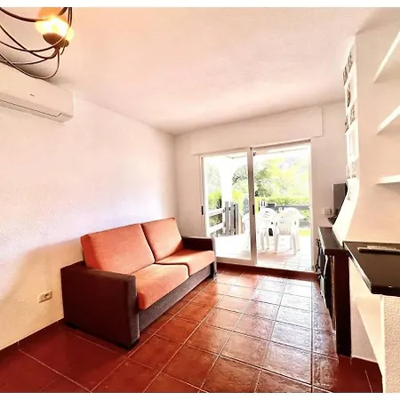 Esmeralda Fontnova Apartment