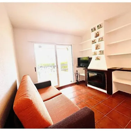 Esmeralda Fontnova Apartment